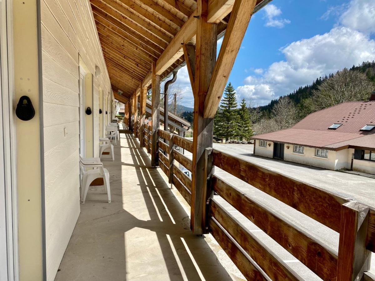 Appartement Ideal Pour Ete Et Hiver, Situe Au Pied Des Pistes De Ski Et Des Sentiers De Randonnee Prémanon Kültér fotó
